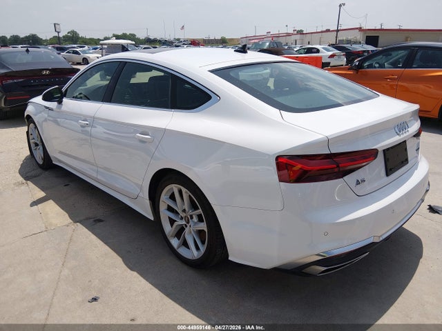 Aukcja sprzedaży 2024 Audi A5 Sportback Premium Plus 45 Tfsi Quattro S Tronic, vin: WAUFACF56RA052037, numer aukcji: 44959146