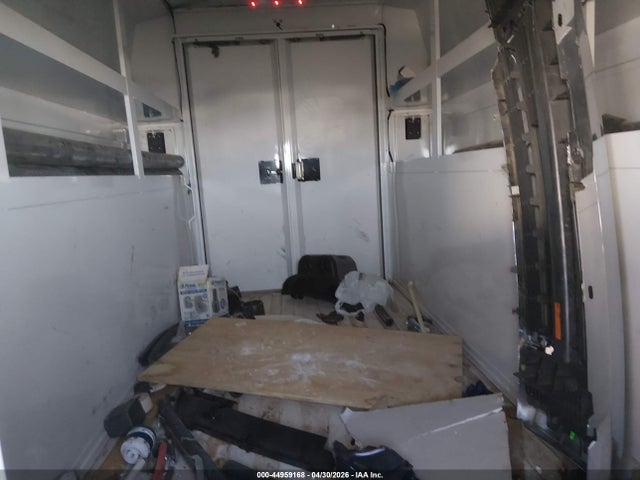 Ford E-350 Cutaway 2025 1FDWE3FN2SDD41083 Image 4