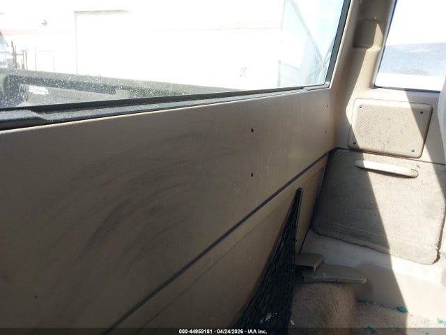 Продажа на аукционе авто 2000 Mazda B3000 Se/tl, vin: 4F4YR16V1YTM32955, номер лота: 44959181