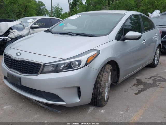 Продаж на аукціоні авто 2017 Kia Forte Lx, vin: 3KPFL4A73HE013400, номер лоту: 44959183