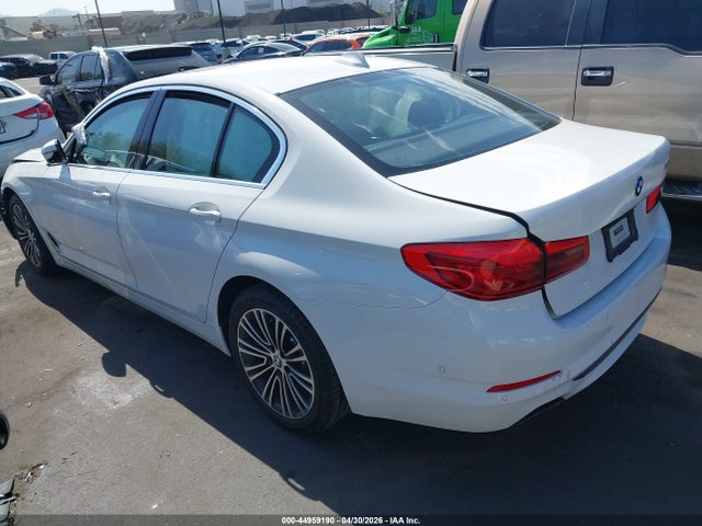 WBAJE5C53KG919881 BMW 540I