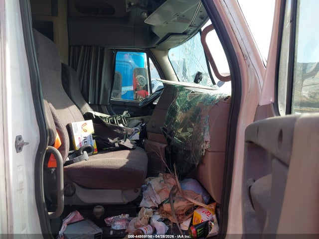 Продажа на аукционе авто 2012 Freightliner Cascadia 125, vin: 1FUJGLBGXCSBV9284, номер лота: 44959198