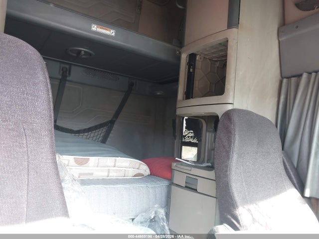 Продажа на аукционе авто 2012 Freightliner Cascadia 125, vin: 1FUJGLBGXCSBV9284, номер лота: 44959198