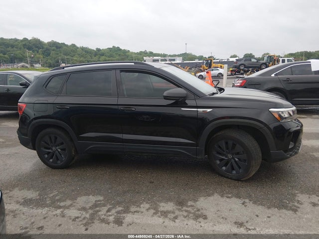 2022 Volkswagen Taos 1.5t S მანქანა იყიდება აუქციონზე, vin: 3VVAX7B24NM084241, აუქციონის ნომერი: 44959245
