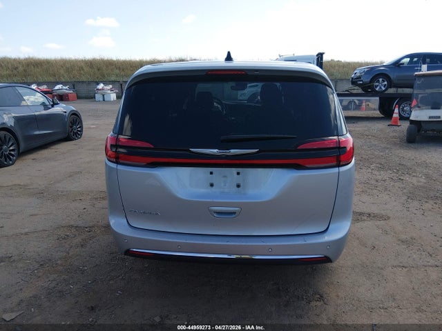 Chrysler Pacifica Touring 2023 2C4RC1FG7PR617324 Image 17