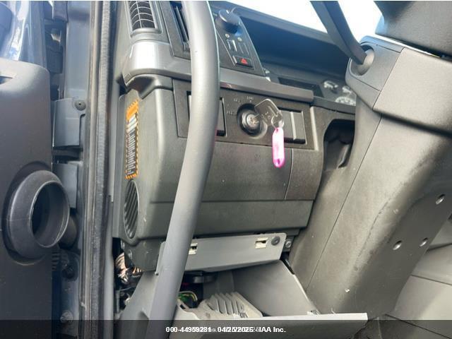 4V4WC9EG9LN261814 Volvo VNR