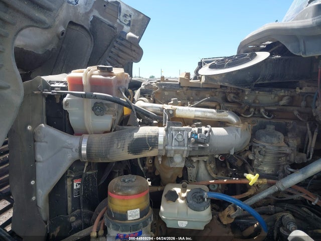 44959294 :رقم المزاد ، 1FUJGLDR4ASAV2565 vin ، 2010 Freightliner Cascadia 125 مزاد بيع