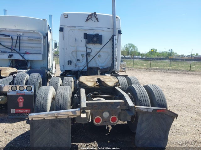 44959294 :رقم المزاد ، 1FUJGLDR4ASAV2565 vin ، 2010 Freightliner Cascadia 125 مزاد بيع