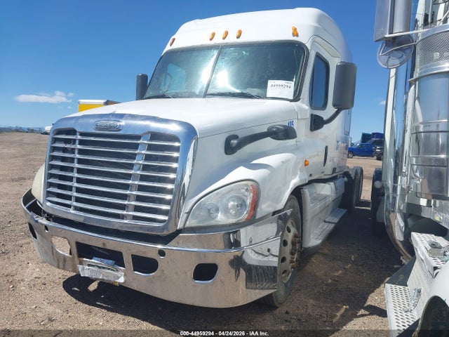 44959294 :رقم المزاد ، 1FUJGLDR4ASAV2565 vin ، 2010 Freightliner Cascadia 125 مزاد بيع