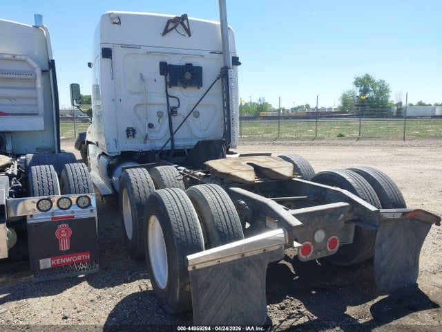 44959294 :رقم المزاد ، 1FUJGLDR4ASAV2565 vin ، 2010 Freightliner Cascadia 125 مزاد بيع