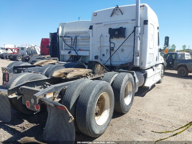 44959294 :رقم المزاد ، 1FUJGLDR4ASAV2565 vin ، 2010 Freightliner Cascadia 125 مزاد بيع