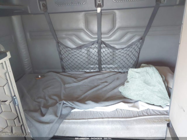 44959294 :رقم المزاد ، 1FUJGLDR4ASAV2565 vin ، 2010 Freightliner Cascadia 125 مزاد بيع