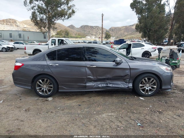 1HGCR3F91FA000913 Honda Accord Touring
