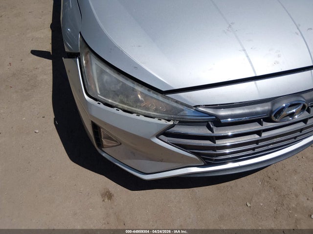 5NPD84LF2KH435853 Hyundai ELANTRA SEL