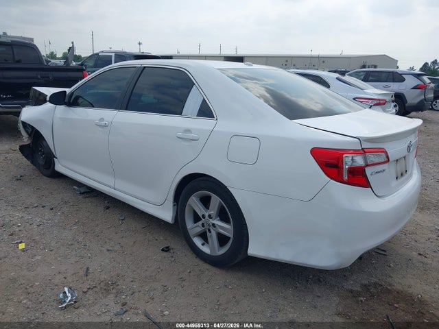 44959313 :رقم المزاد ، 4T1BF1FK0CU112070 vin ، 2012 Toyota Camry Se مزاد بيع