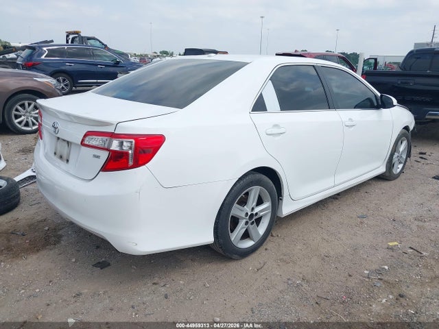 44959313 :رقم المزاد ، 4T1BF1FK0CU112070 vin ، 2012 Toyota Camry Se مزاد بيع