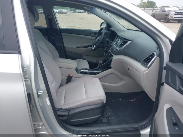 Aukcja sprzedaży 2016 Hyundai Tucson Se, vin: KM8J23A47GU076119, numer aukcji: 44959361