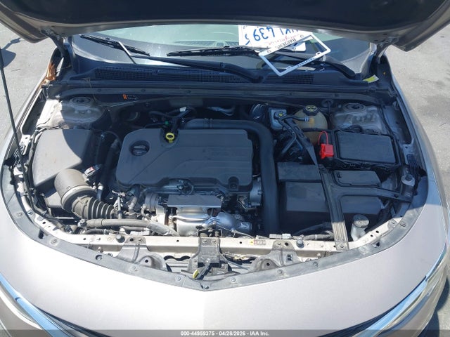 1G1ZD5ST2NF132531 Chevrolet Malibu Fwd Lt