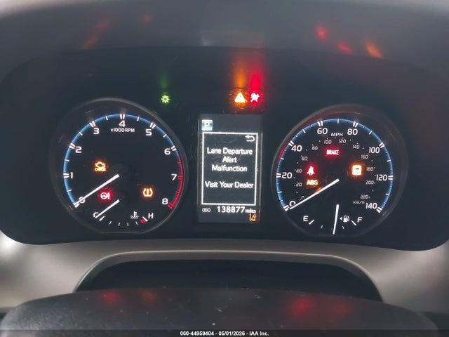 Toyota RAV4 LE 2017 JTMZFREV0HJ702498 Image 15