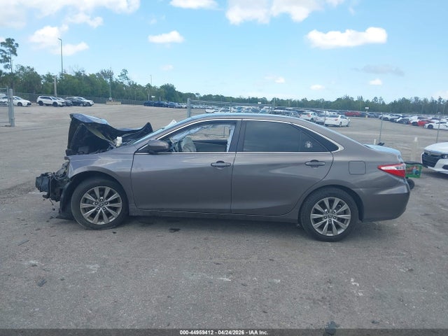 Aukcja sprzedaży 2015 Toyota Camry Xle, vin: 4T1BF1FK5FU009831, numer aukcji: 44959412