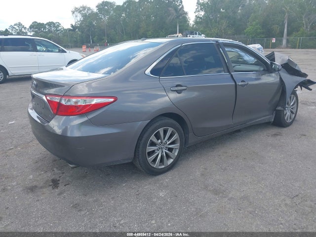 Aukcja sprzedaży 2015 Toyota Camry Xle, vin: 4T1BF1FK5FU009831, numer aukcji: 44959412