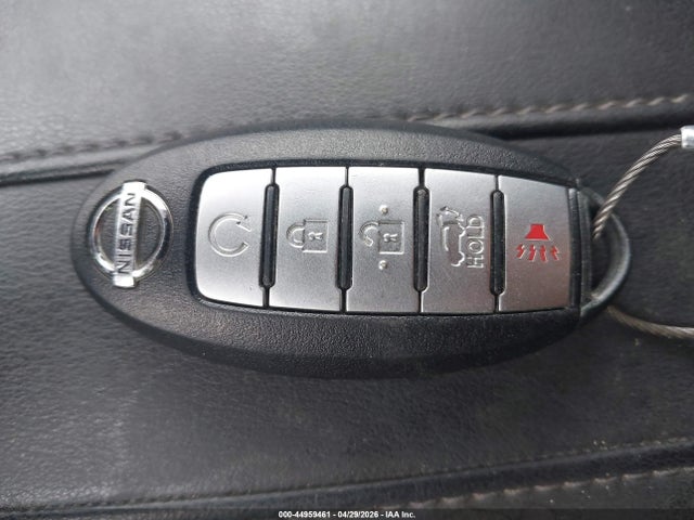 2018 Nissan Rogue Sv მანქანა იყიდება აუქციონზე, vin: 5N1AT2MT1JC767914, აუქციონის ნომერი: 44959461