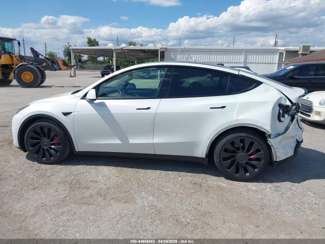7SAYGDEF1NF536549 Tesla Model Y Performance Dual Motor All-wheel Drive