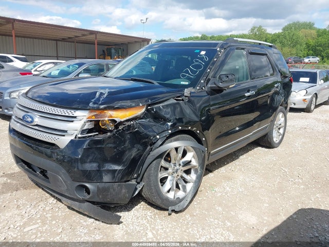 44959488 :رقم المزاد ، 1FMHK8D84BGA92098 vin ، 2011 Ford Explorer Xlt مزاد بيع