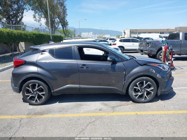 NMTKHMBX4JR047502 Toyota C-hr Xle Premium
