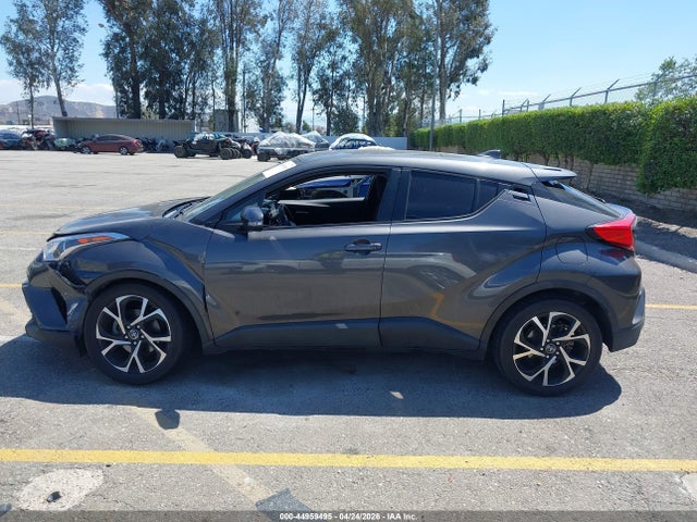 NMTKHMBX4JR047502 Toyota C-hr Xle Premium