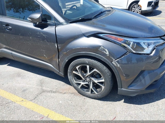 NMTKHMBX4JR047502 Toyota C-hr Xle Premium