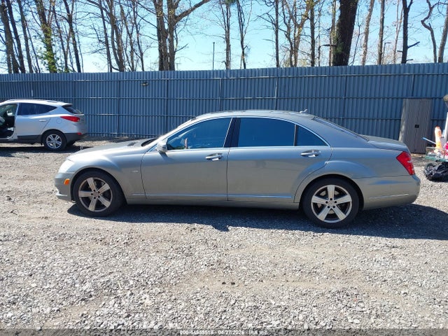 2012 Mercedes-benz S 550 მანქანა იყიდება აუქციონზე, vin: WDDNG7DB8CA431535, აუქციონის ნომერი: 44959518