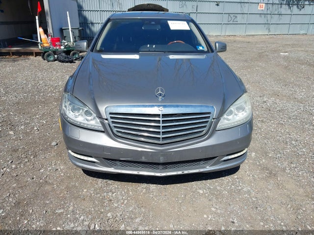 2012 Mercedes-benz S 550 მანქანა იყიდება აუქციონზე, vin: WDDNG7DB8CA431535, აუქციონის ნომერი: 44959518