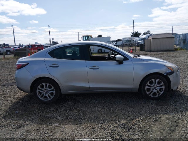 3MYDLBYV9HY174172 Toyota YARIS IA