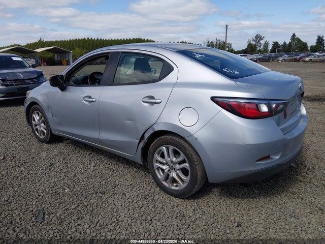 3MYDLBYV9HY174172 Toyota YARIS IA