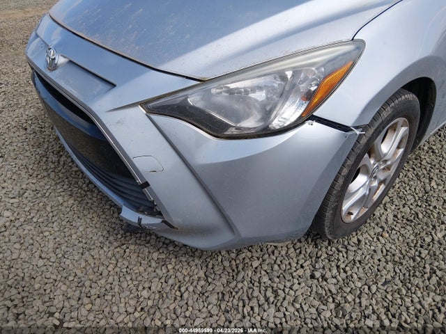 3MYDLBYV9HY174172 Toyota YARIS IA