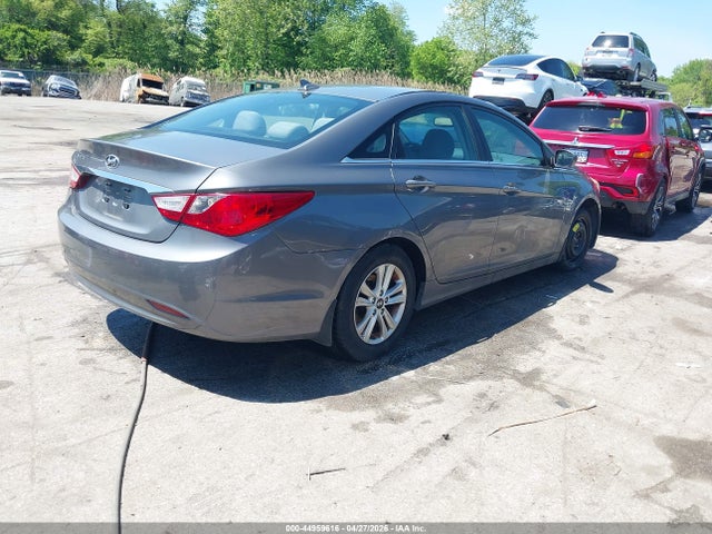2013 Hyundai Sonata Gls მანქანა იყიდება აუქციონზე, vin: 5NPEB4AC1DH644129, აუქციონის ნომერი: 44959616