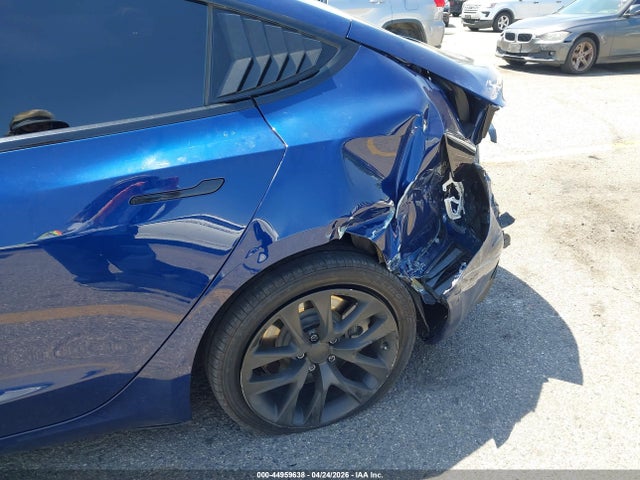 5YJ3E1EA0JF059851 Tesla Model 3 Long Range/mid Range