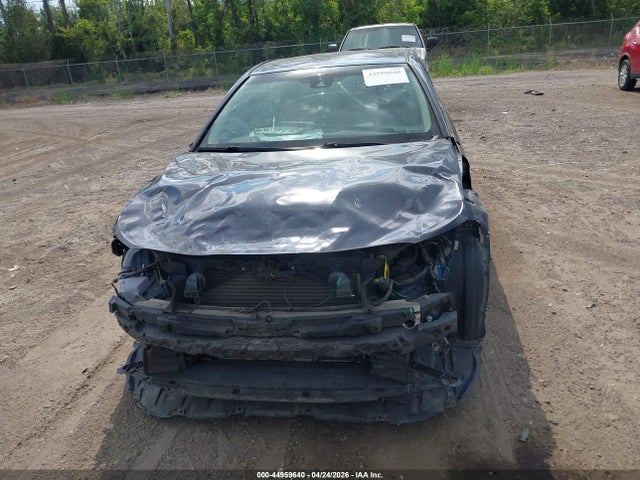 Продаж на аукціоні авто 2020 Toyota Camry Le, vin: 4T1C11AK0LU909395, номер лоту: 44959640