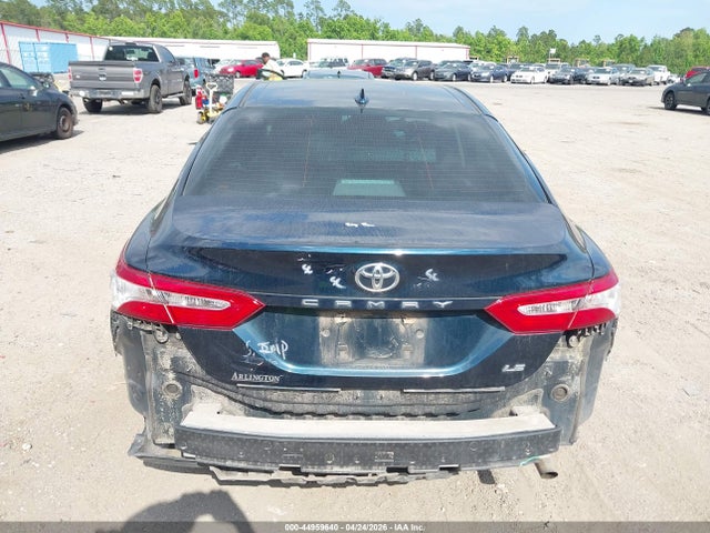 Продаж на аукціоні авто 2020 Toyota Camry Le, vin: 4T1C11AK0LU909395, номер лоту: 44959640