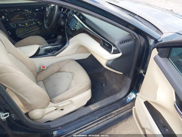 Продаж на аукціоні авто 2020 Toyota Camry Le, vin: 4T1C11AK0LU909395, номер лоту: 44959640