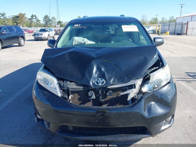 Aukcja sprzedaży 2011 Toyota Sienna Xle V6, vin: 5TDYK3DC4BS056977, numer aukcji: 44959644
