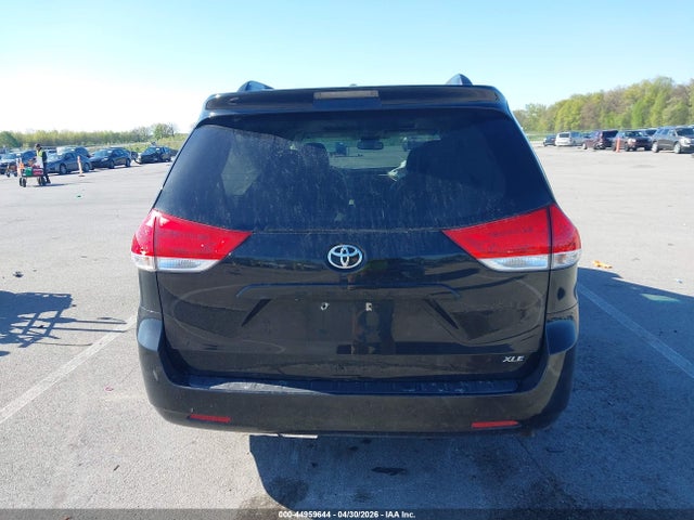 Aukcja sprzedaży 2011 Toyota Sienna Xle V6, vin: 5TDYK3DC4BS056977, numer aukcji: 44959644