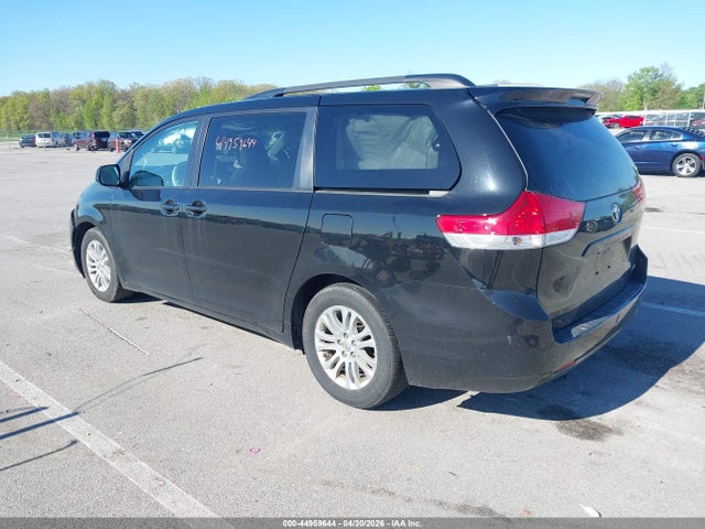 Aukcja sprzedaży 2011 Toyota Sienna Xle V6, vin: 5TDYK3DC4BS056977, numer aukcji: 44959644