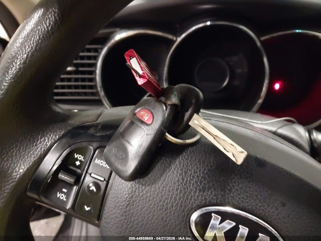 44959669 :رقم المزاد ، 5XXGM4A79DG102715 vin ، 2013 Kia Optima Lx مزاد بيع