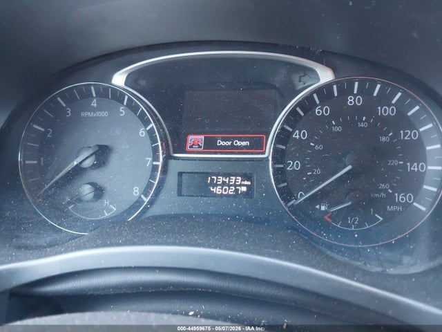 2013 Nissan Pathfinder Platinum მანქანა იყიდება აუქციონზე, vin: 5N1AR2MM6DC632228, აუქციონის ნომერი: 44959675