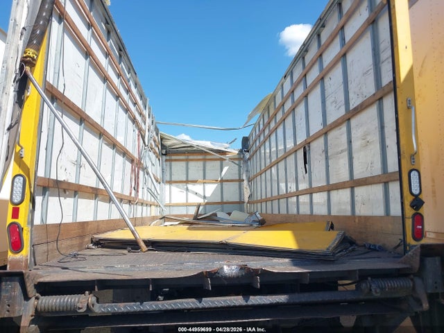 Продажа на аукционе авто 2012 Freightliner M2 106 Medium Duty, vin: 1FVACWDT2CDBF0260, номер лота: 44959699