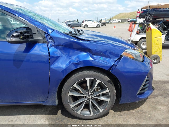 2T1BURHE5JC122605 Toyota COROLLA SE