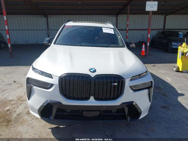 BMW X7 M60i 2023 5UX33EM01P9R52117 Image 13