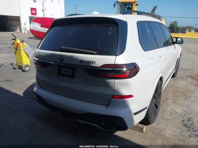 BMW X7 M60i 2023 5UX33EM01P9R52117 Image 4